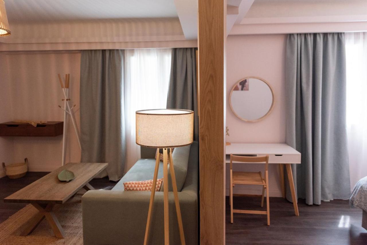 Niki Athens Suites - Cosy Suite In The Historical Center Of Atena Exterior foto